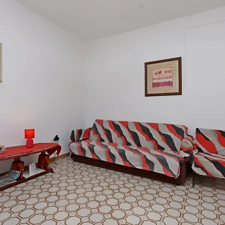 With Parking Space Klenovica, Novi Vinodolski - 20174 Apartamento *