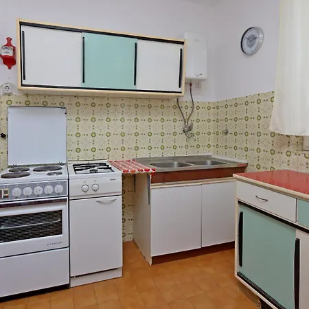 With Parking Space Klenovica, Novi Vinodolski - 20174 Apartamento Klenovica