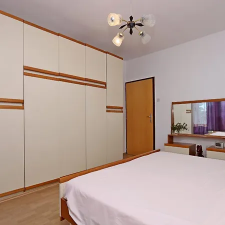Apartamento With Parking Space Klenovica, Novi Vinodolski - 20174