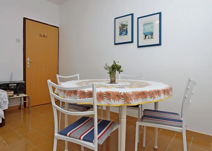 Διαμέρισμα With Parking Space Klenovica, Novi Vinodolski - 20174 *