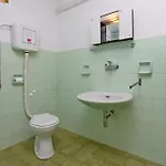 With Parking Space Klenovica, Novi Vinodolski - 20174 Apartament Klenovica